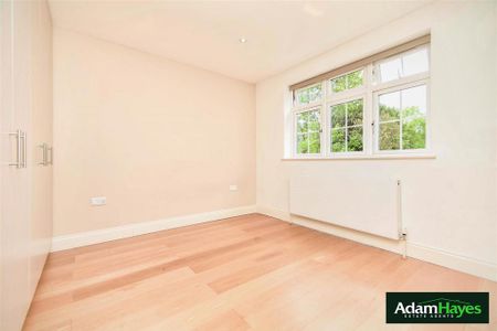 4 bedroom semi-detached house to rent - Photo 4