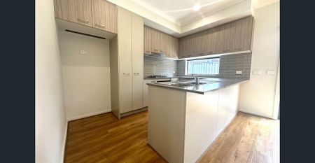 The luxury townhouse you've been waiting for... - Photo 4