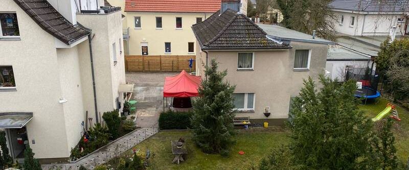 Einziehen und wohlfühlen! Möbilierte und sanierte 2-Zimmerwohnung mit Balkon -keine WG- - Photo 1