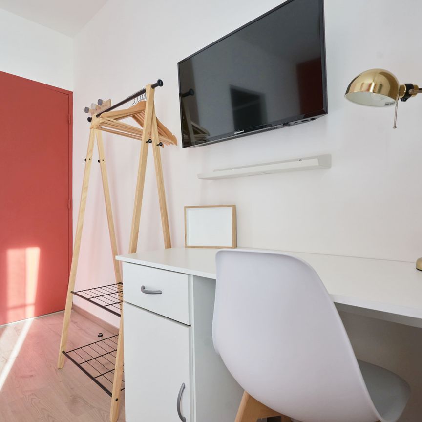 VAUBAN F Roommate 6 Bedrooms at Nancy - Photo 1