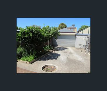 64 Vine Street, Moonee Ponds, Vic 3039 - Photo 3