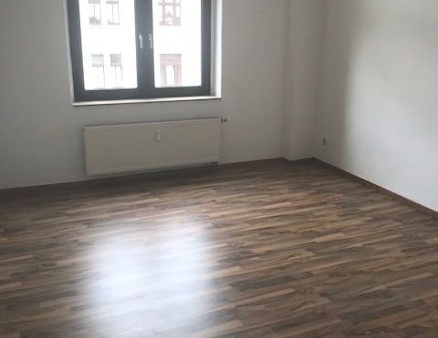 Schöne freundliche 4-R-Wohnung in MD./Alte- Neustadt, im 3.OG ca.105 m² BLK zu vermieten . - Foto 1
