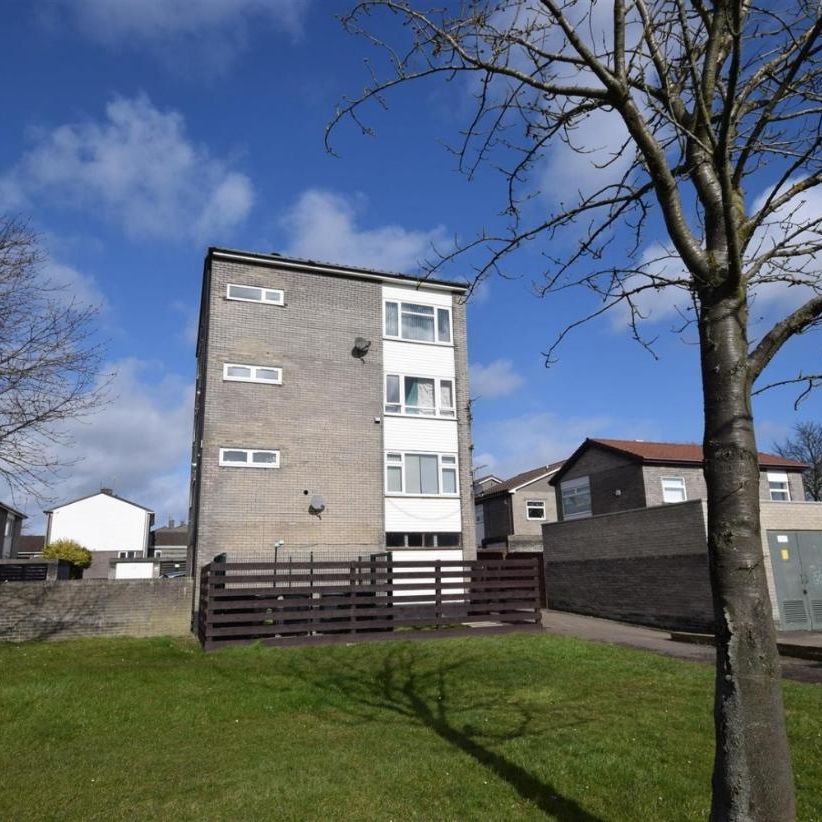 Skerne Close, Peterlee, County Durham, SR8 1HS - Photo 1