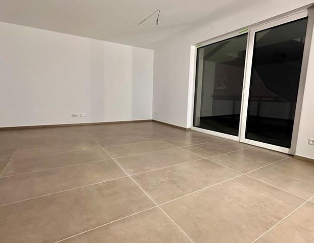 *** Leben statt Wohnen: Traumhaft schöne 3-Zimmer Wohnung mit geräumigem Balkon und Aufzug *** - Photo 1