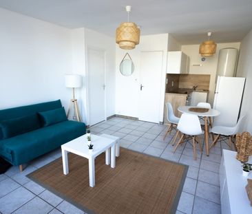 Bourges, appartement meublé deux pièces avec parking - Photo 3