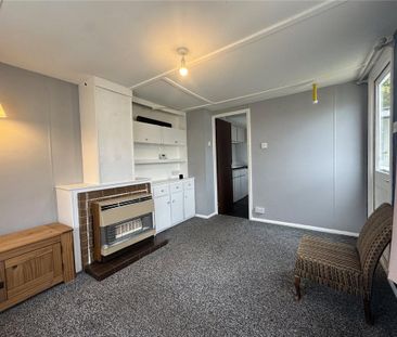 2 bedroom detached house to rent - Photo 6