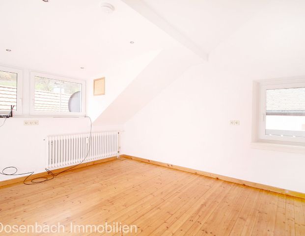 Geschmackvolle 6,5-Zimmer-Wohnung im Kleinen Wiesental zu vermieten - Foto 1