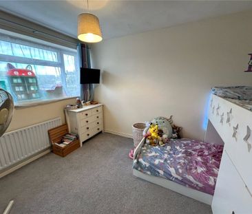 3 Bedroom House - Cunningham Avenue, Bishops Waltham - Photo 5