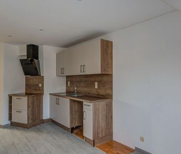 Appartement te huur in Tongeren voor € 695 met 1 slaapkamer - Photo 2
