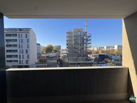 2-Zimmer-Wohnung mit Loggia und Einbauküche – perfekt für Singles &#038; Jungpaare - Foto 4