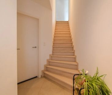 Halfopen woning met 3 slaapkamers - Photo 5