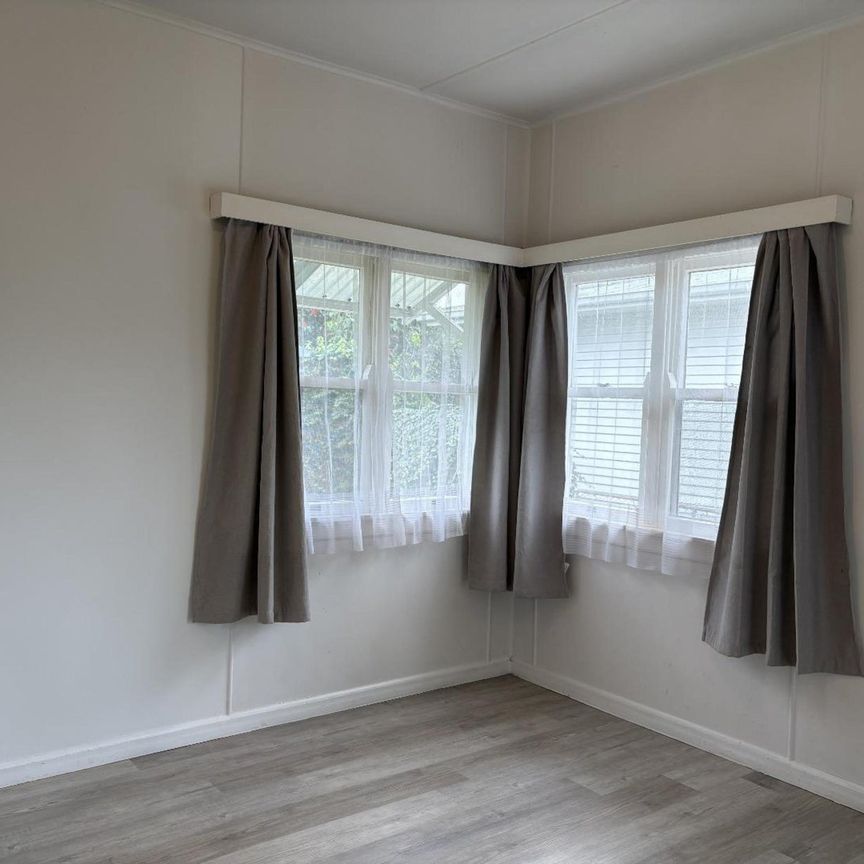 Easy care section to maintain - Photo 1