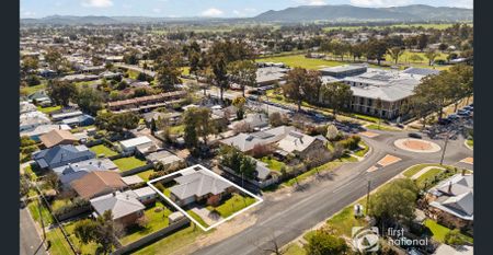 3 BEDROOM 2 BATHROOM FULLY FURNISHED HOME - Photo 5