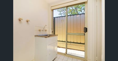 Charming villa in strategic location! - Photo 3