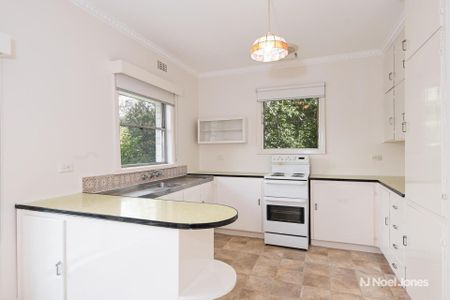 45 Angus Avenue, RINGWOOD EAST - Photo 3