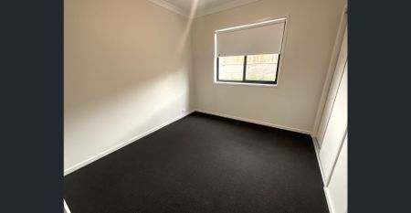 BRAND NEW 4 BEDROOM HOME - Photo 3