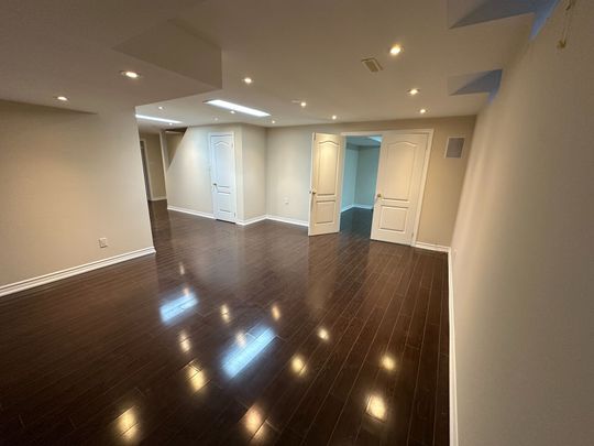 For Lease - 186 Silver Linden Drive, Richmond Hill, Ontario - Photo 1