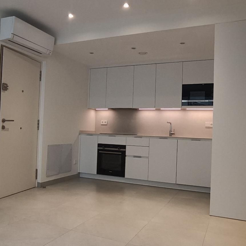 Piso de alquiler en Camp d'en Serralta - Photo 1