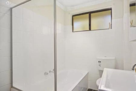 Finders Keepers - Photo 5