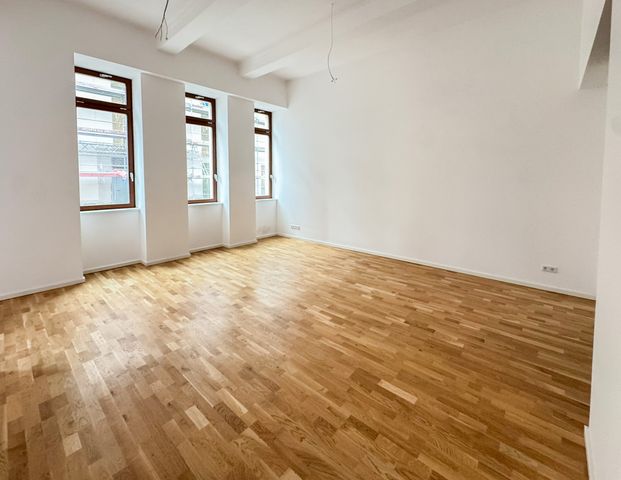 Elegantes Wohnen im historischen Kloster – Stilvolle 2 Zimmerwohnung mit Terrasse! - Photo 1