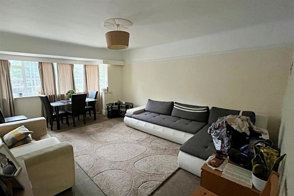 3 bedroom flat to rent - Photo 1