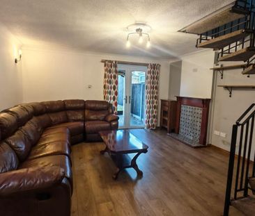 3 bedroom semi-detached house to rent - Photo 2