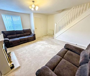 Manor Gardens, Wardley, Gateshead, Tyne and Wear, NE10 8UZ - Photo 2