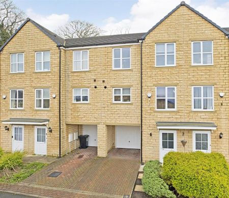 3 bedroom terraced house to rent - Photo 3