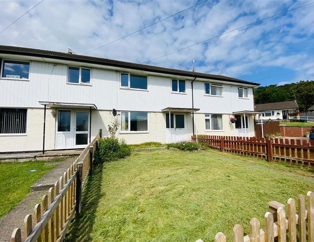 3 bedroom property to rent - Photo 1