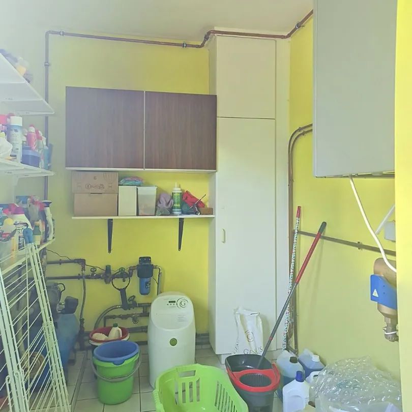 Woning met 4 slpks, tuin en dubbele garage - Photo 1