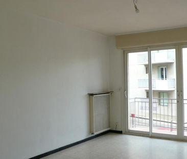 Location Appartement P3 Nimes - Photo 2