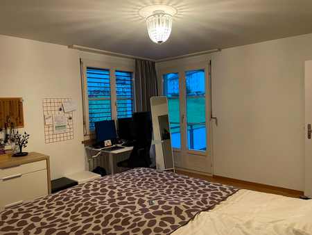 Gemütliche 3.5-Zimmerwohnung an ruhiger Lage - Photo 4