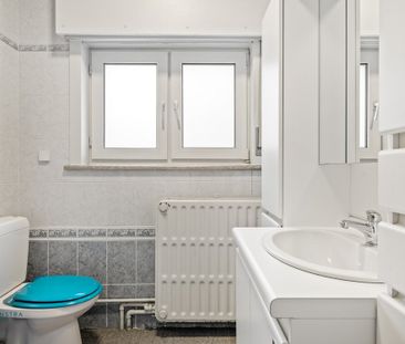 Instapklare woning met 3 slpkrs, garages en tuin te Weerde - Photo 5