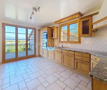 Charmante villa semi-individuelle avec vue exceptionnelle sur la ca... - Foto 4