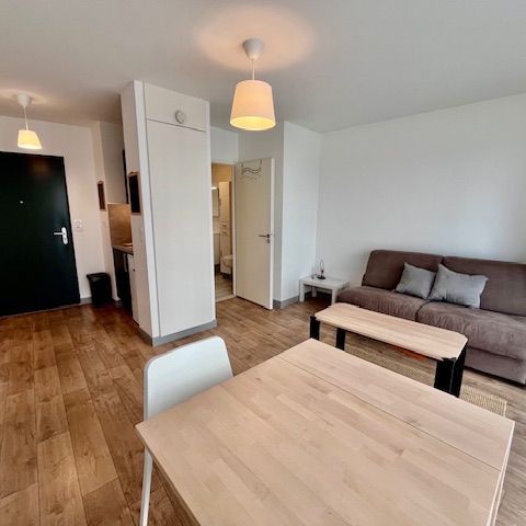 Location Appartement 1 pièce 22m² ROSIERES PRES TROYES 10430 - Photo 1