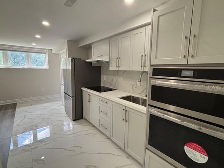 For Lease - 178 Cottonwood Crescent, Welland, Ontario - Photo 5