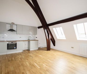 2 bedroom flat to rent - Photo 1