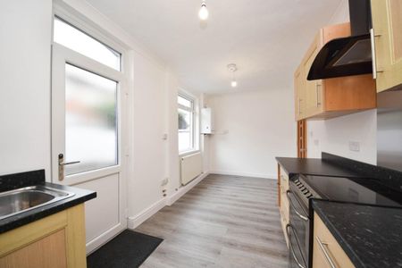 2 bed House - Terraced for Rent - Photo 5