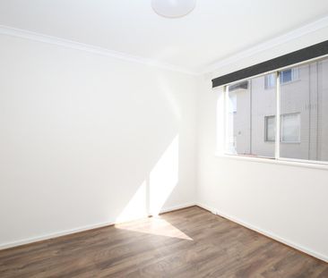 14/15 Royal Avenue, Essendon North VIC 3041 - Photo 1