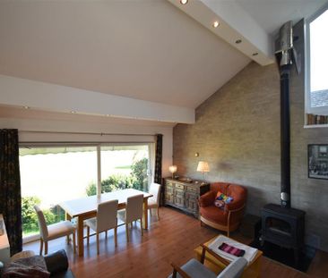 3 bedroom detached house to rent - Photo 4