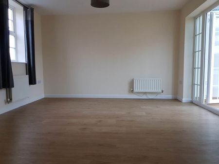 Lowndes Path, Aylesbury - Photo 4