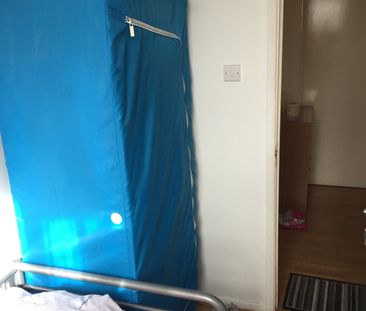 Room in a Shared House, Barnhill Road, HA9 - Photo 5
