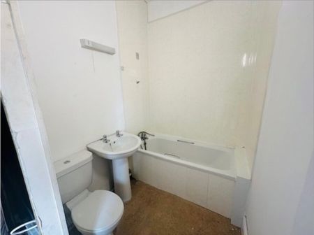 Haverfordwest, Haverfordwest, SA61 - Photo 3