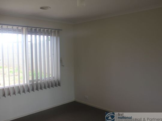 Immaculate 3-Bedroom Home in Quiet Block of Only Two - Photo 1