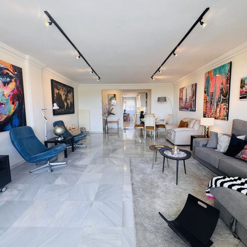 Middle Floor Apartment in Nueva Andalucía - Foto 1