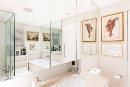 3 bedroom flat to rent - Photo 5