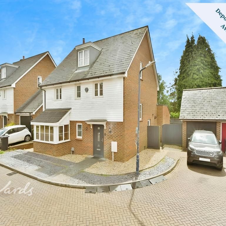 5 bedroom detached house to rent - Photo 1