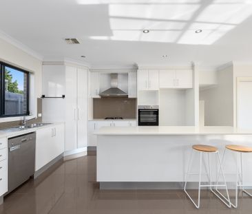 6 Ronald Walker Street, Casey ACT 2913 - House For Rent | Domain - Photo 4