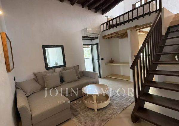 Cala Llonga, Balearic Islands 07849