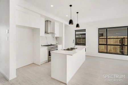 “Style and Practicality” - Photo 5